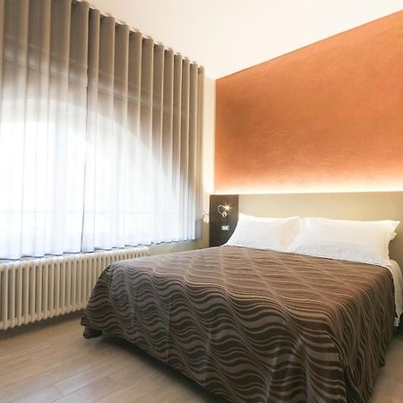 People Travel Rooms Bologna Bagian luar foto