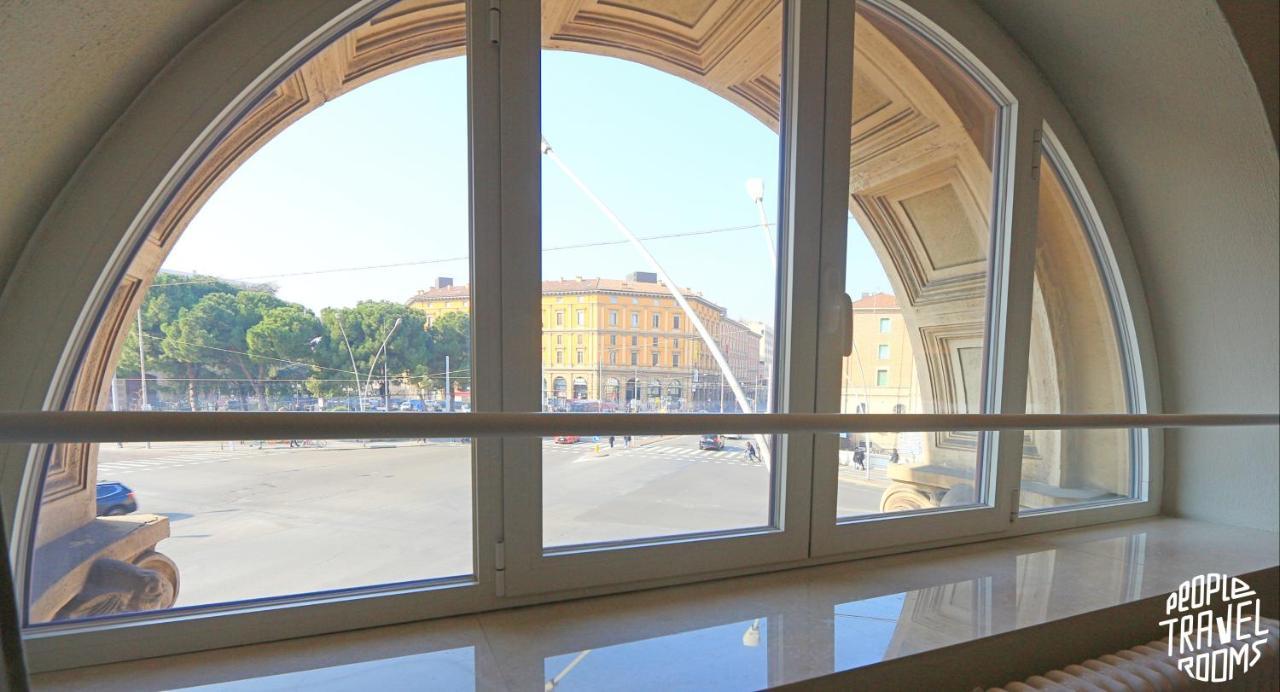 People Travel Rooms Bologna Bagian luar foto