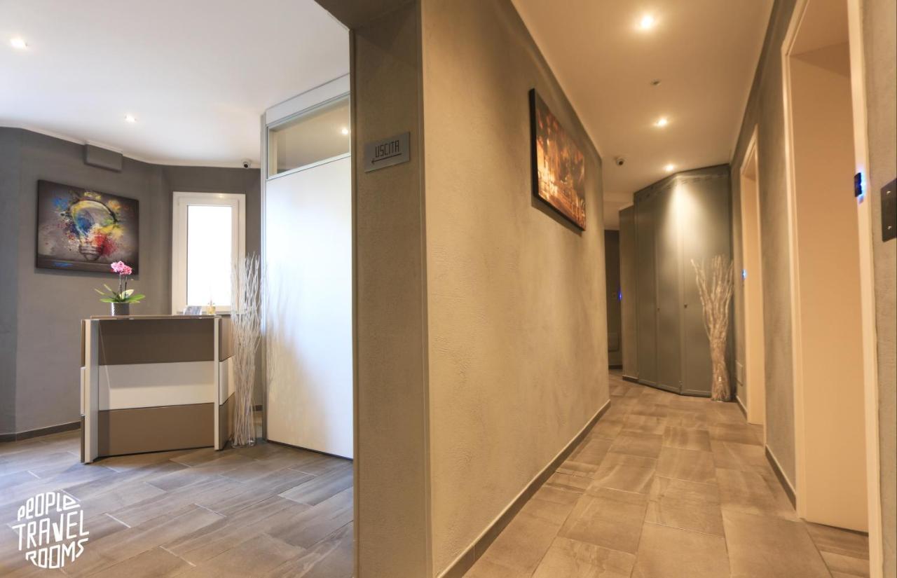 People Travel Rooms Bologna Bagian luar foto